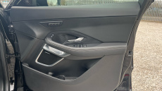 Jaguar E-Pace 2.0 D200 R-Dynamic SE Black 5dr Auto Diesel Estate